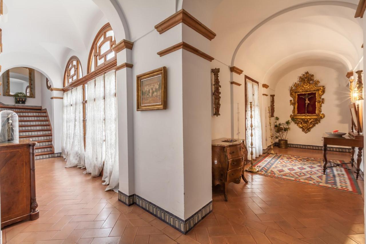 Villa Elvira, Exclusive Pool And Gardens In The Heart Of Sevilla Exterior foto